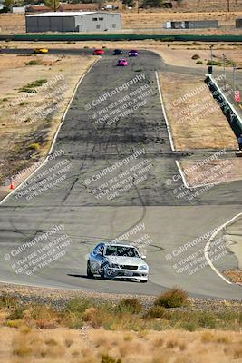 media/Oct-18-2025-Extreme Speed (Sat) [[d6d7e1fef1]]/Group 3 Purple/Session 3 (Turn 1)/